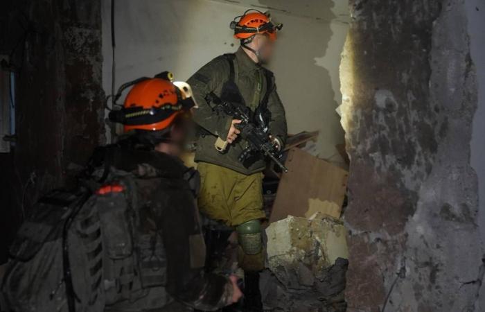 «ديمونة»
      و«نطنز»
      تحت
      نار
      الحرب