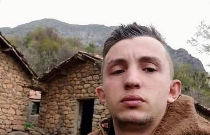 الجزائر:
      ملف
      معتقلي
      الرأي
      يتصدر
      المشهد
      السياسي
      في
      سياق
      «عفو
      رئاسي»