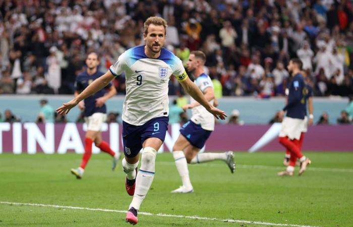 توماس
      توخيل
      يختار
      القائمة
      التي
      تناسب
      رؤيته
      التكتيكية