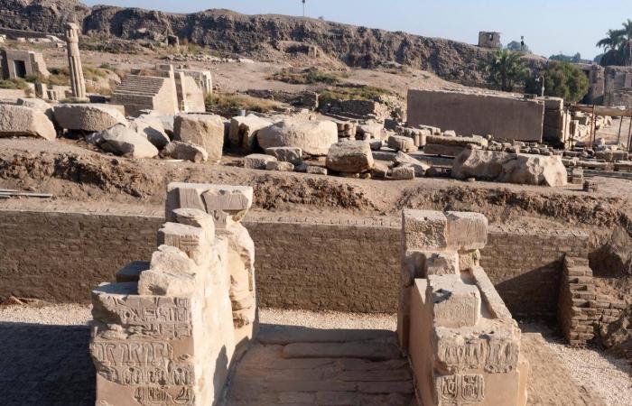 مصر:
      كشف
      أثري
      جديد
      لإمبراطور
      روماني
      بمعابد
      الكرنك