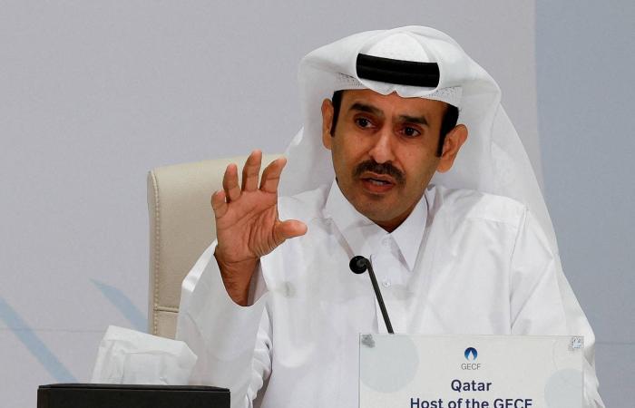 العالم
      يواجه
      أزمة
      حادة
      مع
      اقتراب
      وصول
      آخر
      شحنات
      الغاز
      الخليجية