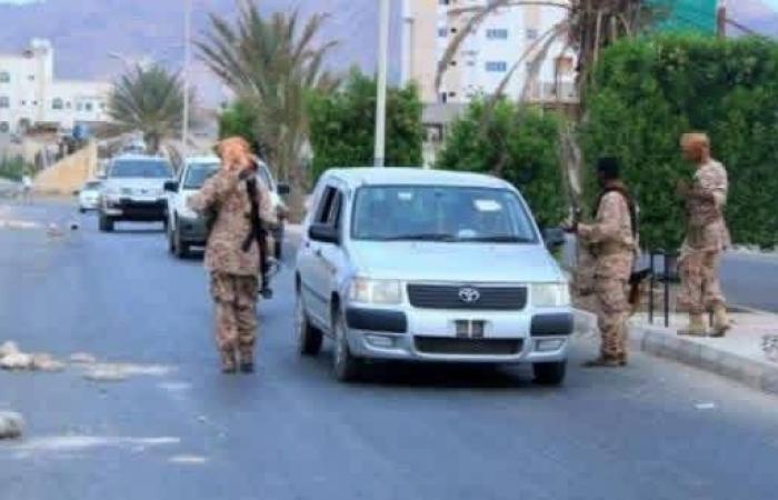 القوات
      اليمنية
      ترفع
      جاهزيتها
      في
      خطوط
      المواجهة
      مع
      الحوثيين