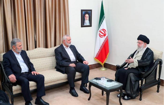 «الحرب
      تُغير
      المنطقة»...
      «حماس»
      إلى
      تجميد
      مسار
      انتخاب
      رئيسها