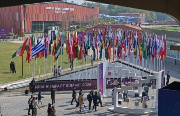 «قمة
      الذكاء
      الاصطناعي»
      تواجه
      تعقيدات
      التنوّع
      اللغوي