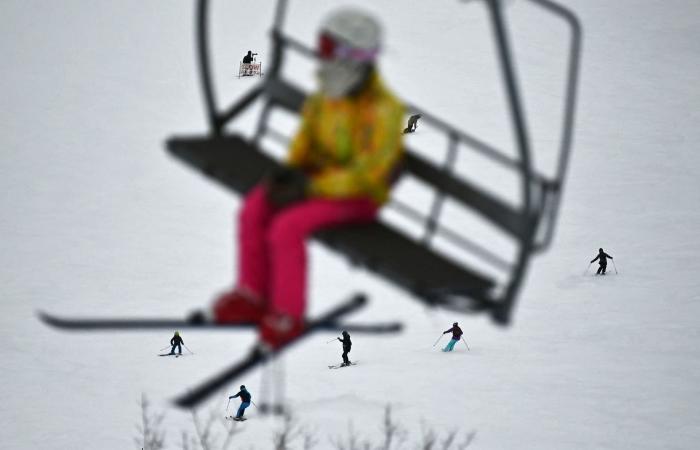 في اليابان.. أصبحت الأمور خارجة عن السيطرة في هذه الجنة الثلجية