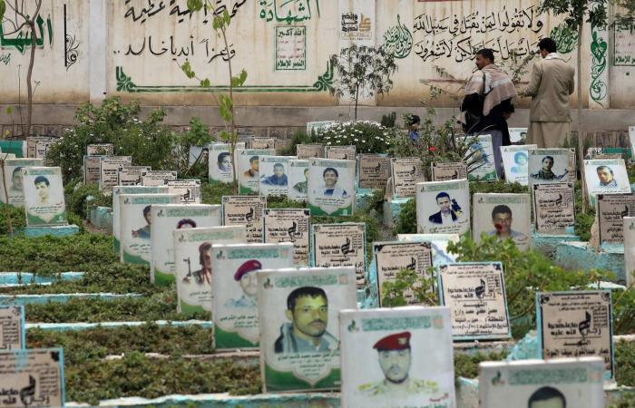 تناغم
      حوثي
      مع
      تصريحات
      إيرانية
      تهدد
      باستخدام
      ورقة
      البحر
      الأحمر