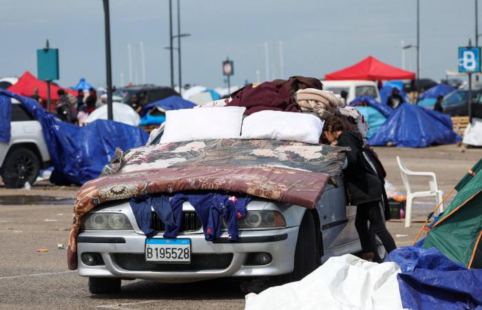 دخول
      اتصالات
      وقف
      النار
      «في
      إجازة
      مفتوحة»
      يُقلق
      اللبنانيين