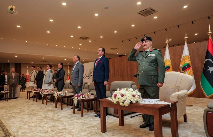 الاشتباكات
      المسلّحة
      تعيد
      التوتر
      إلى
      الزاوية
      الليبية