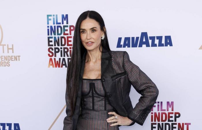 صراع
      المعايير
      بين
      الموضة
      والإعلام...من
      يفرض
      صورة
      المرأة
      المثالية؟