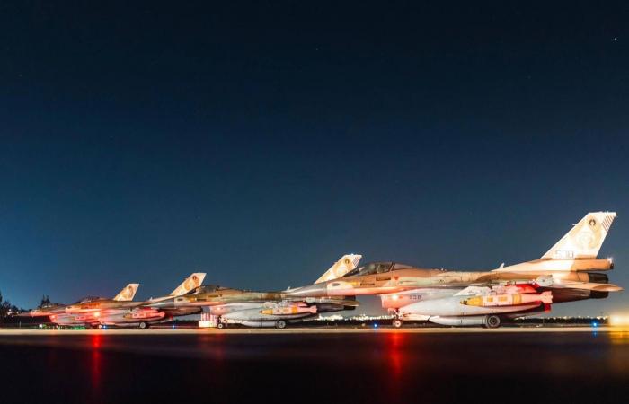 إصابة
      6
      أشخاص
      في
      تل
      أبيب
      جراء
      هجوم
      صاروخي
      إيراني