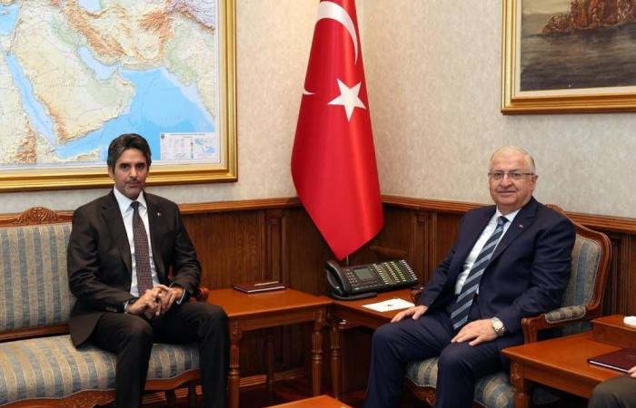 سفيرنا ينقل تعازي قطر لتركيا