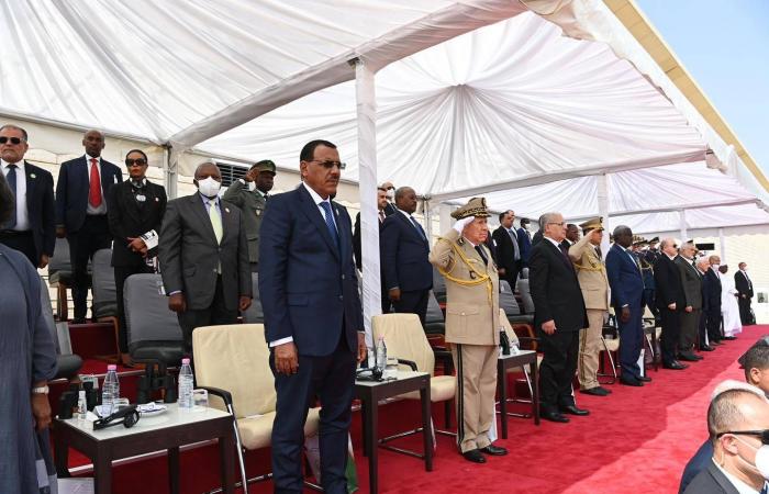 «الدعم
      السريع»
      تسيطر
      على
      مدينة
      الكرمك
      قرب
      حدود
      إثيوبيا