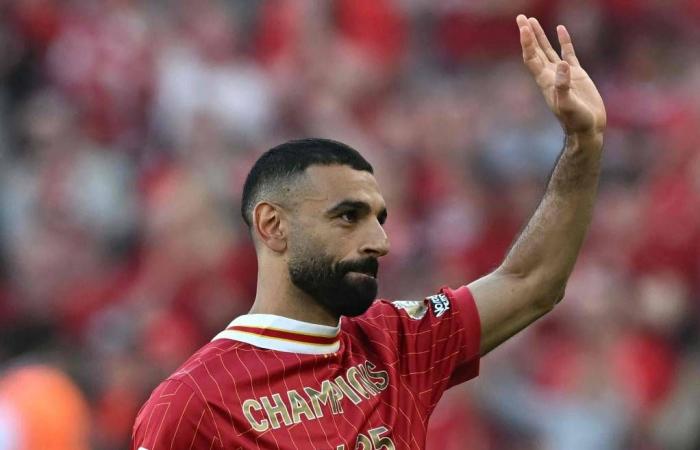 «فيفا»
      يحقق
      مع
      مسؤولين
      في
      الاتحاد
      الكونغولي
      بتهمة
      «الفساد»