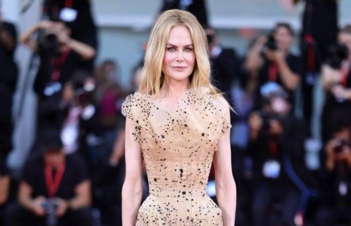 سكياباريللي:
      حين
      تتجلَّى
      الموضة
      لتصبح
      فناً
      يفتح
      أبوابه
      في
      متحف
      «فيكتوريا
      وألبرت»
      بلندن