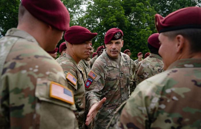 بطريقها للشرق الأوسط.. إليكم ما يجب معرفته عن الفرقة 82 المحمولة جوًا