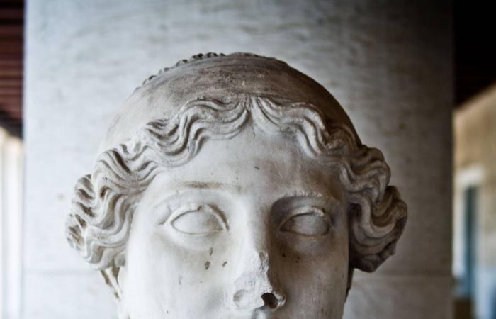 تحقق
      من
      تحذيرات
      السفر
      قبل
      الحجز
      لتجنب
      مشكلات
      إضافية