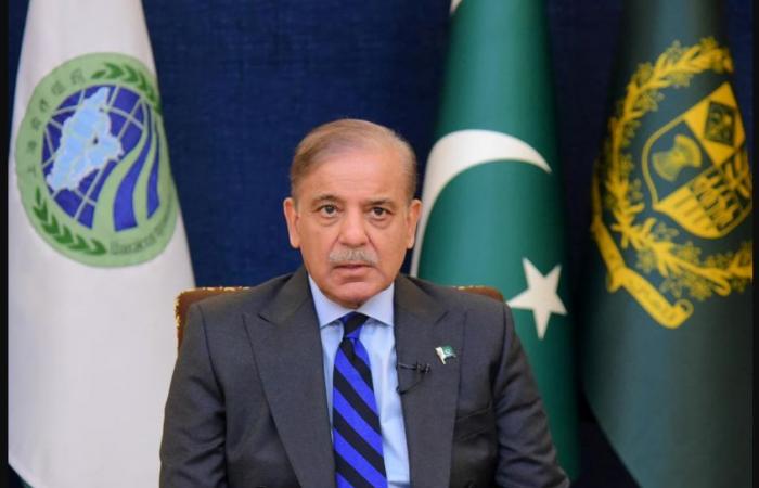 سفير
      إيران
      لدى
      باكستان
      ينفي
      إجراء
      أي
      محادثات
      مع
      أميركا