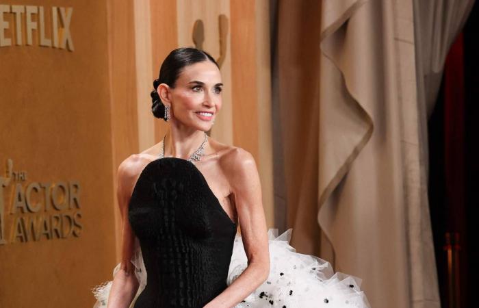 سكياباريللي:
      حين
      تتجلَّى
      الموضة
      لتصبح
      فناً
      يفتح
      أبوابه
      في
      متحف
      «فيكتوريا
      وألبرت»
      بلندن