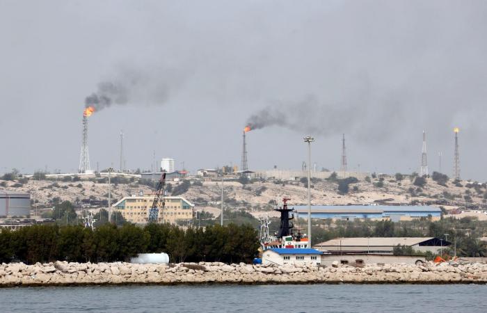 وسط تهديدات بهجوم بري أمريكي محتمل.. أبرز الحقائق عن جزيرة خرج الإيرانية