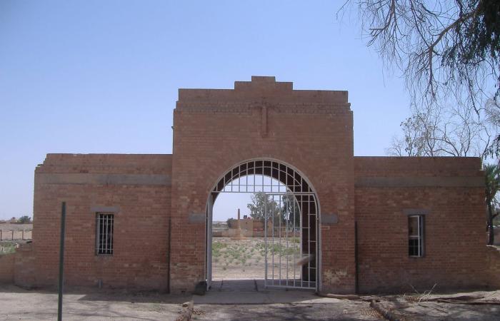 خطة
      أمنية
      لبيروت
      الإدارية
      لطمأنة
      النازحين
      وتبديد
      هواجس
      مضيفيهم