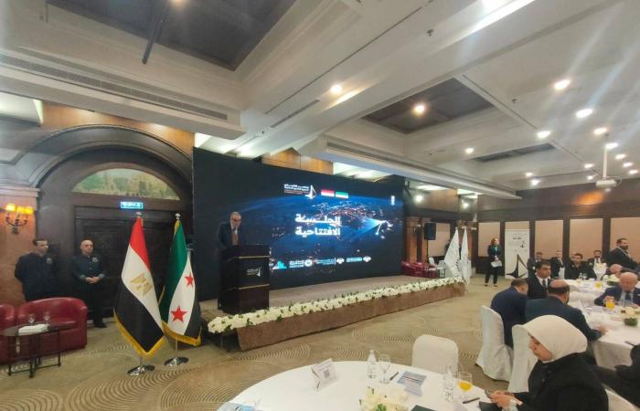 مصر
      وسوريا
      تعززان
      تقاربهما
      من
      بوابة
      إعادة
      الإعمار
      والتعاون
      الاقتصادي