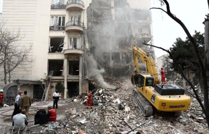 الحرس الثوري يفتح باب التطوع للإيرانيين من سن 12 عاماً