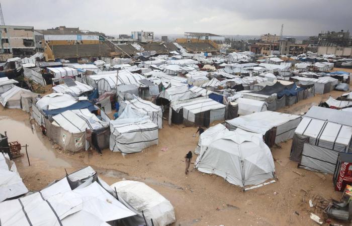 «حزب
      الله»
      يعلن
      اشتباكه
      مع
      قوات
      إسرائيلية
      داخل
      قريتين
      في
      جنوب
      لبنان