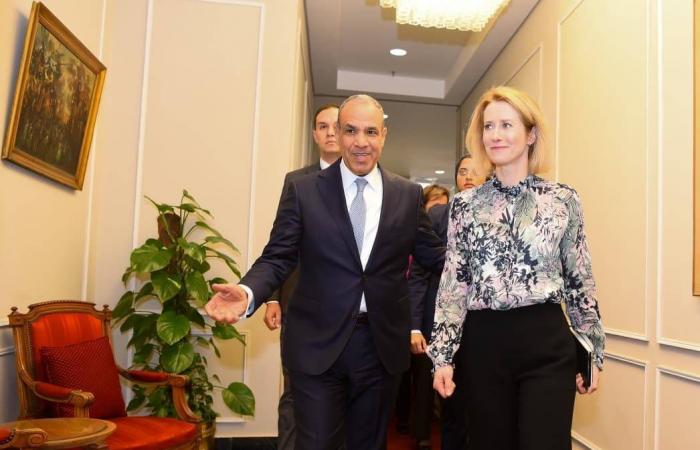 ترمب
      ينتظر
      رداً
      من
      إيران
      على
      مقترح
      السلام
      اليوم