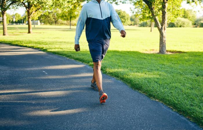 للمشي اليومي فوائد قد تفوق توقعاتك.. ما هي؟