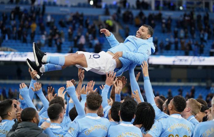 محمد
      صلاح
      يحفر
      اسمه
      بين
      أعظم
      مهاجمي
      «الدوري
      الإنجليزي»