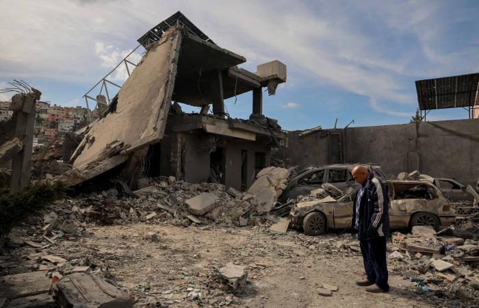 صواريخ
      «حزب
      الله»
      تُهدد
      الطيران
      المدني