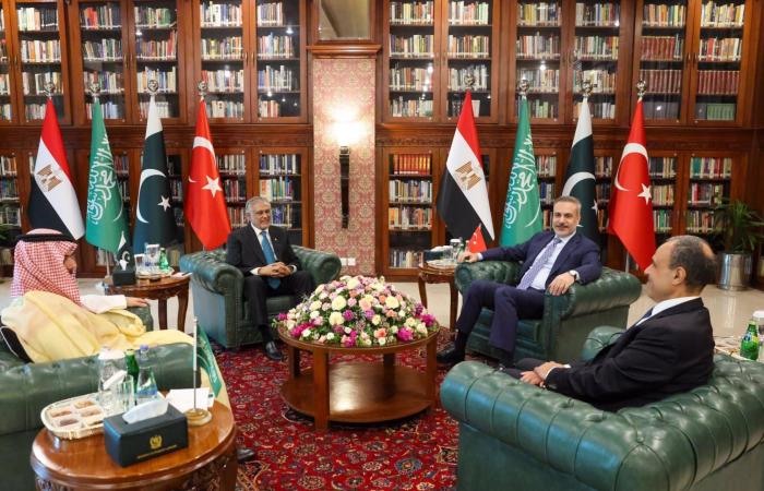 بعد اجتماع رباعي.. باكستان مستعدة لمحادثات بين أمريكا وإيران "خلال أيام"