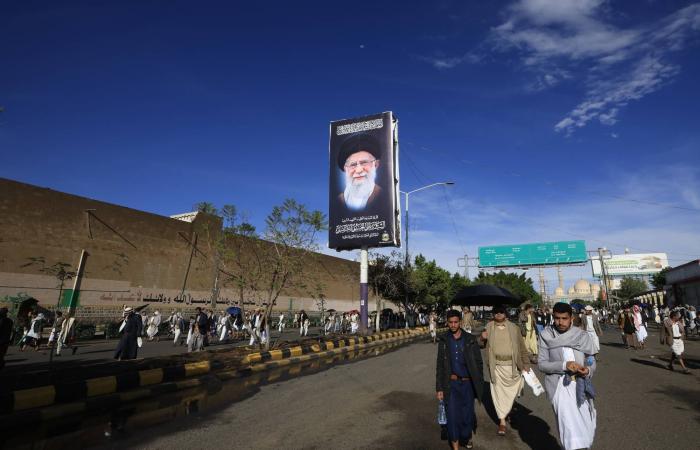 إسقاط
      مسيرة
      قرب
      مقر
      إقامة
      مسعود
      بارزاني
      في
      أربيل