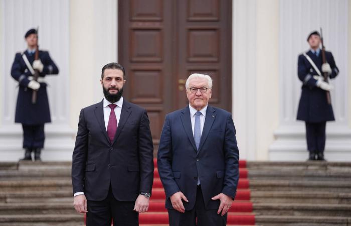 الشرع
      في
      أول
      زيارة
      إلى
      ألمانيا
      منذ
      الإطاحة
      بالأسد