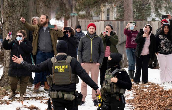 ترمب
      يستحضر
      حكماً
      عمره
      150
      عاماً
      لإنهاء
      «حق
      المواطنة
      بالولادة»