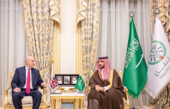 السعودية
      تدمر
      صواريخ
      باليستية
      ومسيّرات
      و«طوافاً»
      استهدف
      شرق
      البلاد