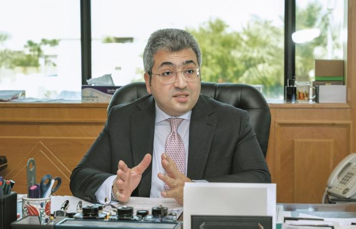 السفير المصري لـ الشرق: الأداء العسكري القطري مبهر وفخر للعرب