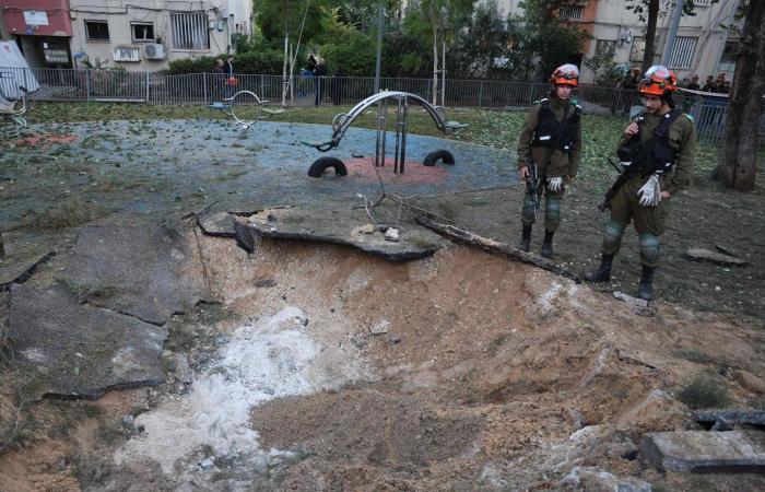 مخاوف
      يمنية
      بعد
      انخراط
      الحوثيين
      في
      الحرب
      دعماً
      لإيران