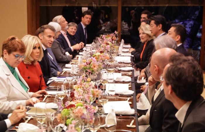 فرنسا
      «مندهشة»
      من
      انتقاد
      ترمب
      حظر
      باريس
      الرحلات
      الجوية
      العسكرية
      الأميركية