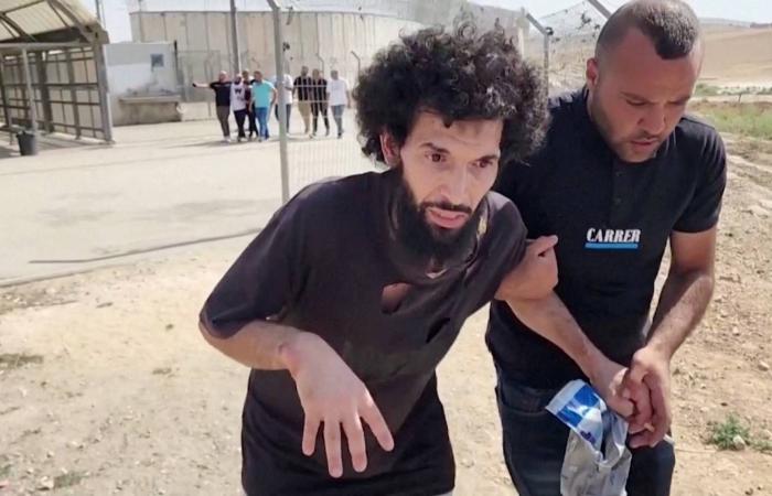 طواقم
      طبية:
      الغارات
      الإسرائيلية
      تقتل
      ستة
      في
      غزة