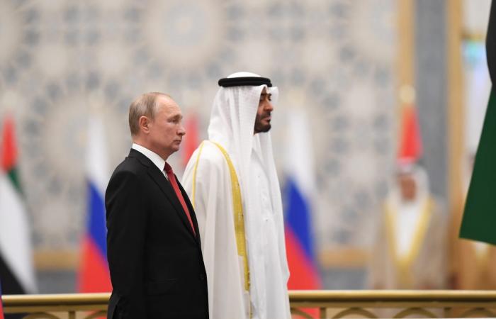 الكرملين يوضح ما ناقشه بوتين خلال اتصال مع محمد بن زايد بشأن حرب إيران