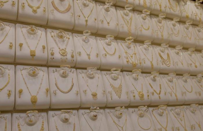 أستراليا
      تبدأ
      مراجعة
      ضريبة
      شركات
      النفط
      والغاز
      مع
      ارتفاع
      الأسعار