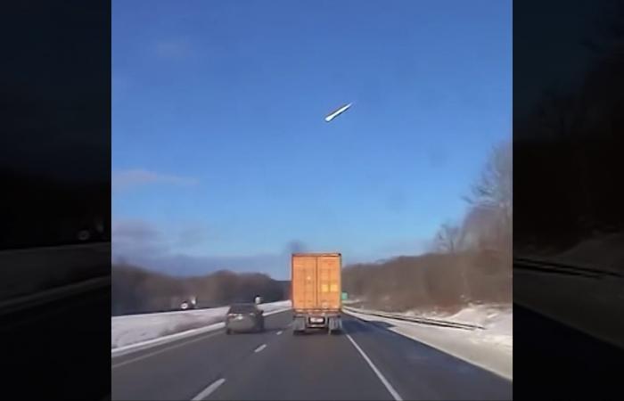 ما تفسير تزايد ظهور الكرات النارية في السماء؟