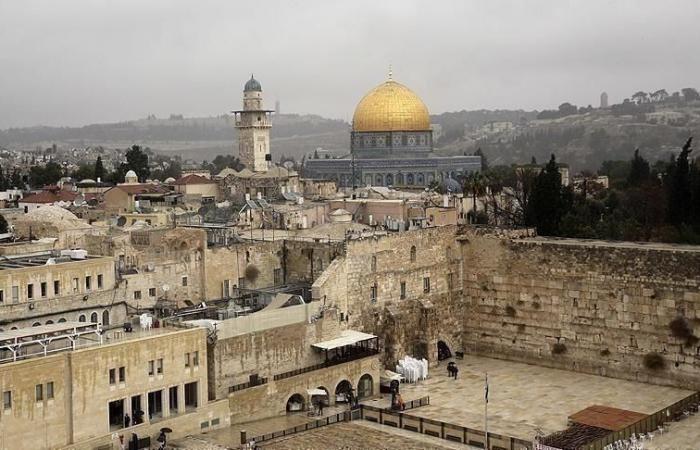 فلسطين تطلب اجتماعاً طارئاً لمجلس الجامعة العربية للتصدي للانتهاكات الإسرائيلية في القدس