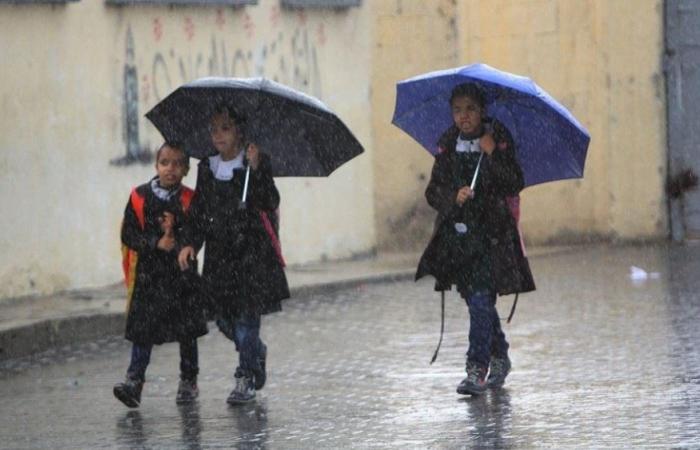 بسبب الطقس ..تأجيل امتحانات المدارس في مصر