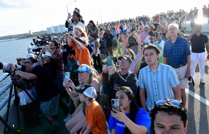 توقيف
      رجل
      في
      ماساتشوستس
      بتهمة
      تهديد
      ترمب
      بالقتل