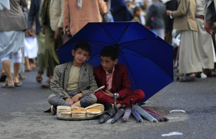 مدارس
      الحوثيين
      في
      اليمن...
      معسكرات
      تجنيد
      مبكّر