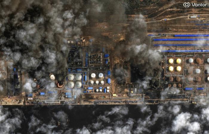 قائد
      البحرية
      الفرنسية:
      الصين
      ستضطر
      للانخراط
      في
      مناقشات
      فتح
      مضيق
      هرمز