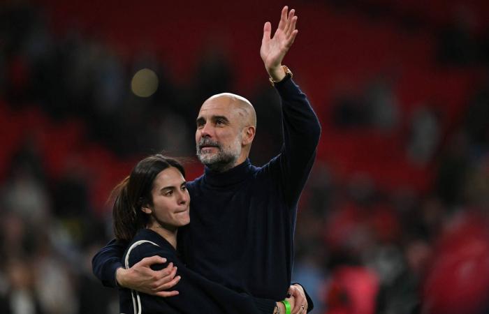 هل
      يتجاوز
      عقد
      إنريكي
      الجديد
      راتبي
      سيميوني
      وإنزاغي؟