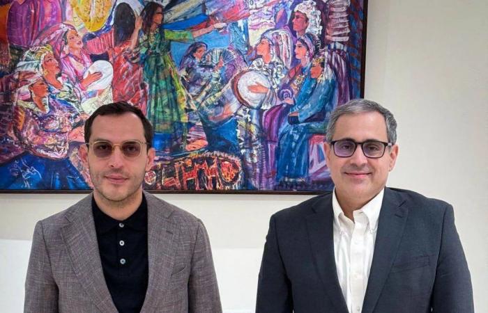 قتلى
      في
      غارتين
      تهزان
      مستشفى
      بوسط
      السودان
      وإدانات
      واسعة